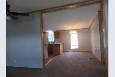 58 Apple Hill Drive, Springfield, OH 45502 - Photo 4