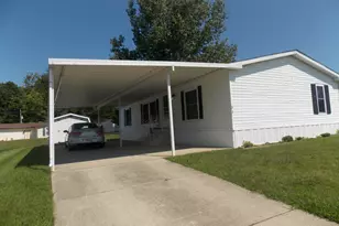 58 Apple Hill Dr, Springfield, OH 45502 - Photo 2