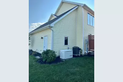 1614 Springfield Avenue, Wapakoneta, OH 45895 - Photo 6