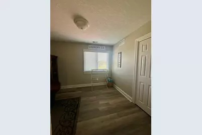 1614 Springfield Avenue, Wapakoneta, OH 45895 - Photo 16