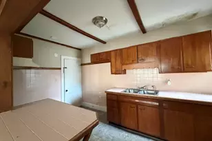 468 E Cecil St, Springfield, OH 45503 - Photo 4