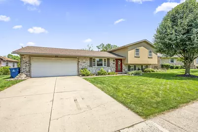 562 Hathaway Trail, Tipp City, OH 45371 - Photo 1