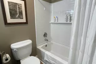 902 W Martindale Rd, Englewood, OH 45322 - Photo 28