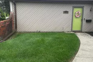 2715 Red Coach Dr, Springfield, OH 45503 - Photo 1