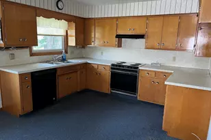 211 E North St, Anna, OH 45302 - Photo 4