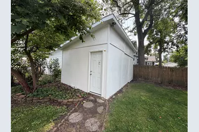 212 E Spring Avenue, Bellefontaine, OH 43311 - Photo 10