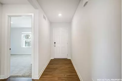 1129 Sherwood Loop, Bellefontaine, OH 43311 - Photo 2