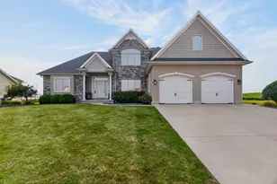 111 Brentwood Ct, Anna, OH 45302 - Photo 2
