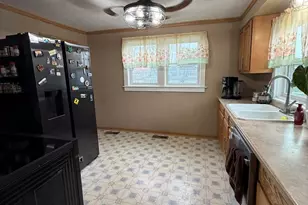 250 S Oak St, Lakeview, OH 43331 - Photo 12