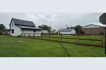 250 S Oak Street, Lakeview, OH 43331 - Photo 4
