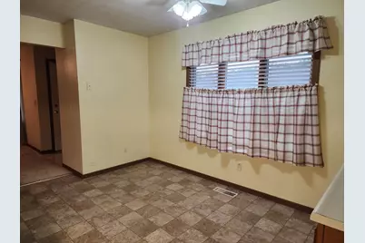 521 Julia Street #Unit 29, Urbana, OH 43078 - Photo 6