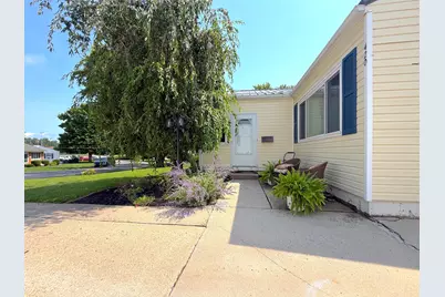 420 Superior Street, Bellefontaine, OH 43311 - Photo 2