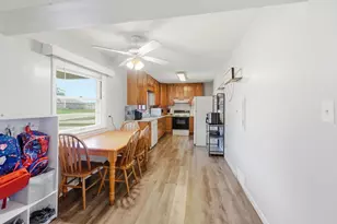 532 E Wayne St, Celina, OH 45822 - Photo 8