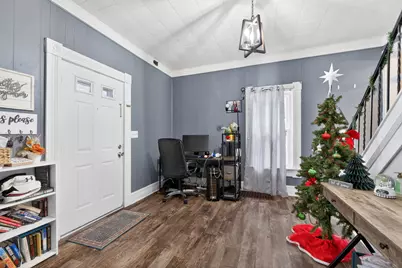 208 N Madriver Street, Bellefontaine, OH 43311 - Photo 8