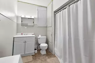 208 N Madriver St, Bellefontaine, OH 43311 - Photo 26