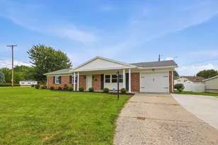 302 N Smith St, New Carlisle, OH 45344 - Photo 2