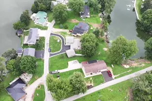 1153 N Middle Dr, Greenville, OH 45331 - Photo 8