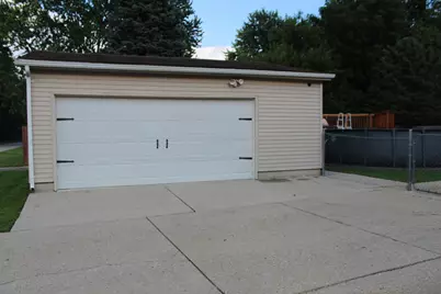 350 Larchmont Drive, Springfield, OH 45503 - Photo 32