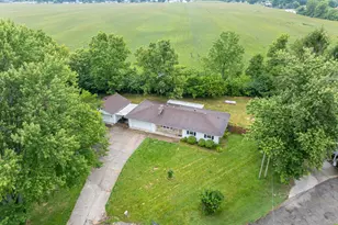 4 Frederick Pl, Medway, OH 45341 - Photo 4