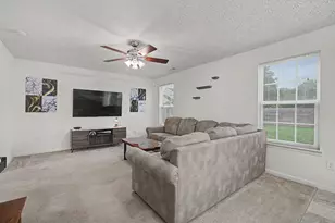 1408 Golden Eagle Dr, Troy, OH 45373 - Photo 8