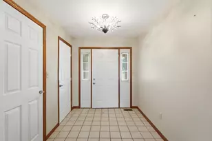 10619 Frederick Pike, Vandalia, OH 45377 - Photo 6