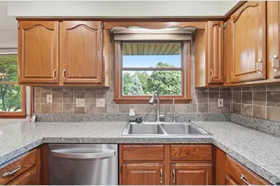 10619 Frederick Pike, Vandalia, OH 45377 - Photo 20