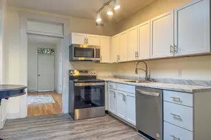 133 1/2 E Ct St, Urbana, OH 43078 - Photo 6