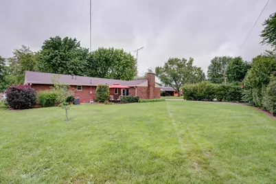 327 S Chippewa Drive, Greenville, OH 45331 - Photo 8