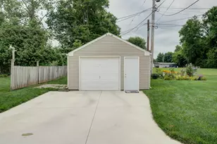 111 W Harmon Dr, Greenville, OH 45331 - Photo 4