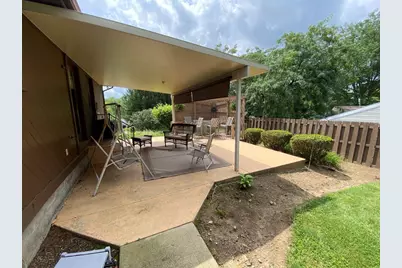 310 Woodview Drive, Bellefontaine, OH 43311 - Photo 2