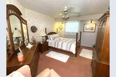310 Woodview Drive, Bellefontaine, OH 43311 - Photo 10