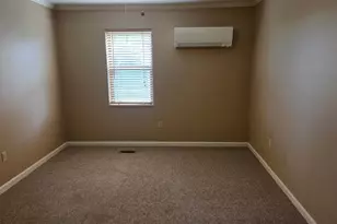 1228 Lincoln Ave, Wapakoneta, OH 45895 - Photo 10