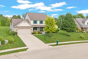 2555 Winfield Ct, Troy, OH 45373 - Photo 4