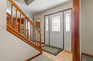 2555 Winfield Ct, Troy, OH 45373 - Photo 16