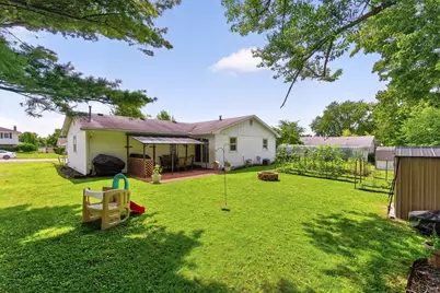803 Ridgeview Drive, Bellefontaine, OH 43311 - Photo 14
