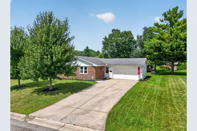803 Ridgeview Drive, Bellefontaine, OH 43311 - Photo 2
