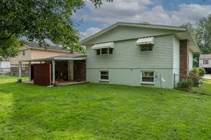 5213 Saum St, Fairborn, OH 45324 - Photo 8