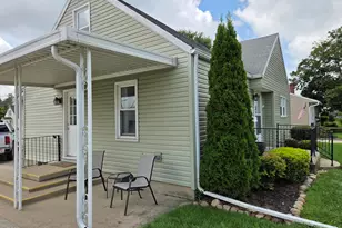 707 Lake Ave, Saint Marys, OH 45885 - Photo 2