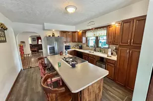 407 W 1st St, Arcanum, OH 45304 - Photo 6