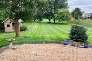2550 Meadowpoint Dr, Troy, OH 45373 - Photo 4