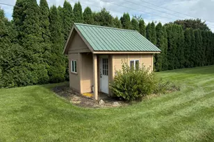 2550 Meadowpoint Dr, Troy, OH 45373 - Photo 8