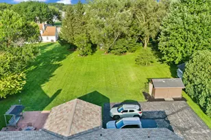 2425 Greenlawn Dr, Troy, OH 45373 - Photo 4