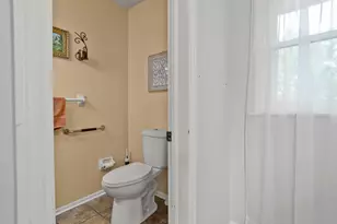 2425 Greenlawn Dr, Troy, OH 45373 - Photo 20