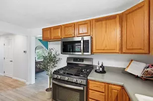 1652 Ridgeway Dr, Springfield, OH 45506 - Photo 6