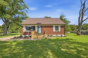 1652 Ridgeway Dr, Springfield, OH 45506 - Photo 1