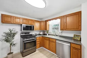 1652 Ridgeway Dr, Springfield, OH 45506 - Photo 4