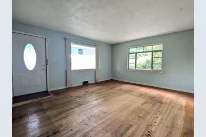 236 W Singer Street, Springfield, OH 45506 - Photo 2