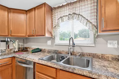 5954 Norwell Drive, West Carrollton, OH 45449 - Photo 12