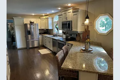1917 Cheshire Drive, Saint Marys, OH 45885 - Photo 4