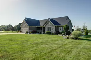 6414 Willow Lake Dr, Greenville, OH 45331 - Photo 2